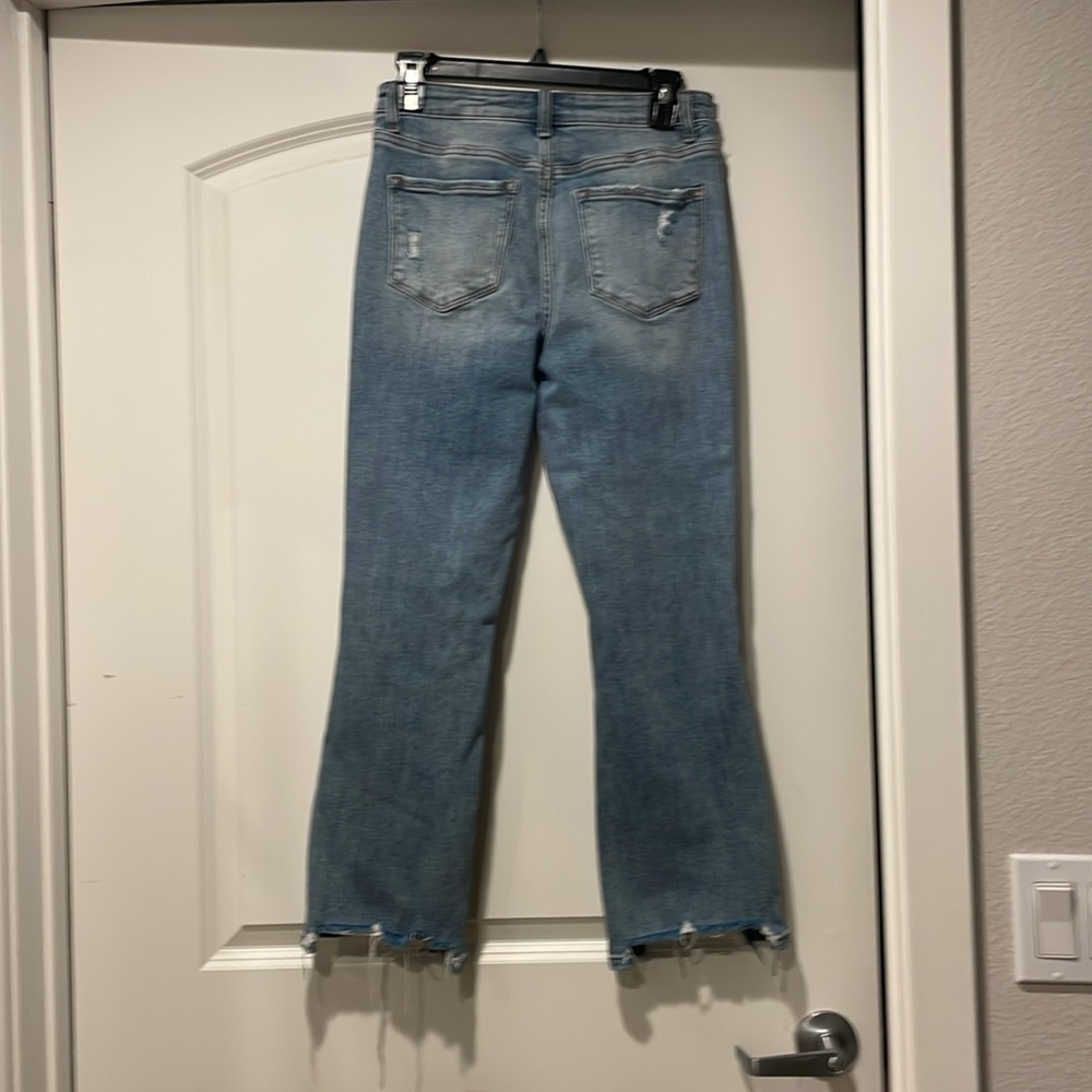 Distressed Mid Rise Cropped Jeans - Picture 2 of 4